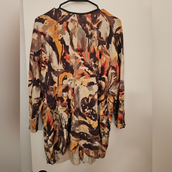 Sweater Abstract - Picture 4 of 4